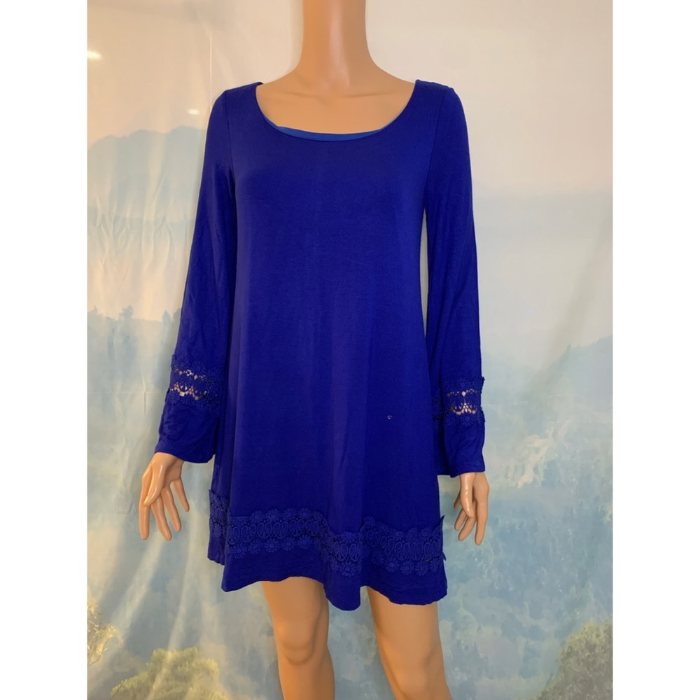 Altered State Blue Long Sleeve Flowy W Lace details size XS boho